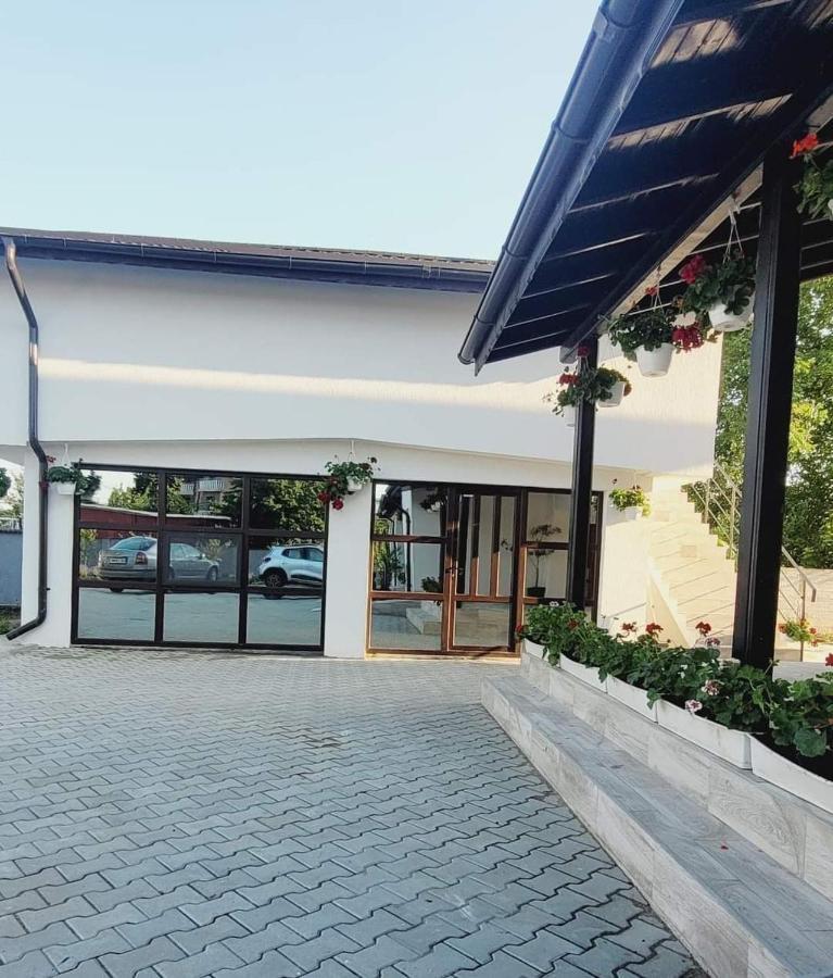 Casa Domneasca Hotel Giurgiu Eksteriør billede